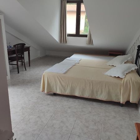 Hotel Pisuerga Proaza Bagian luar foto