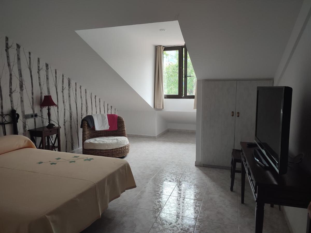 Hotel Pisuerga Proaza Bagian luar foto